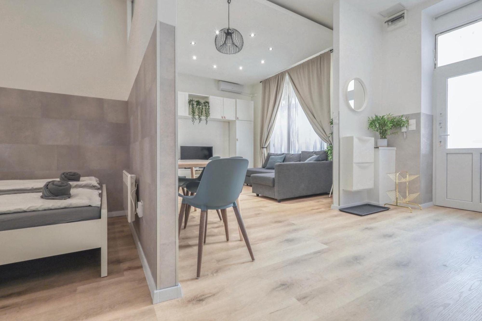 Petofi Apartment In The Center Будапеща Екстериор снимка